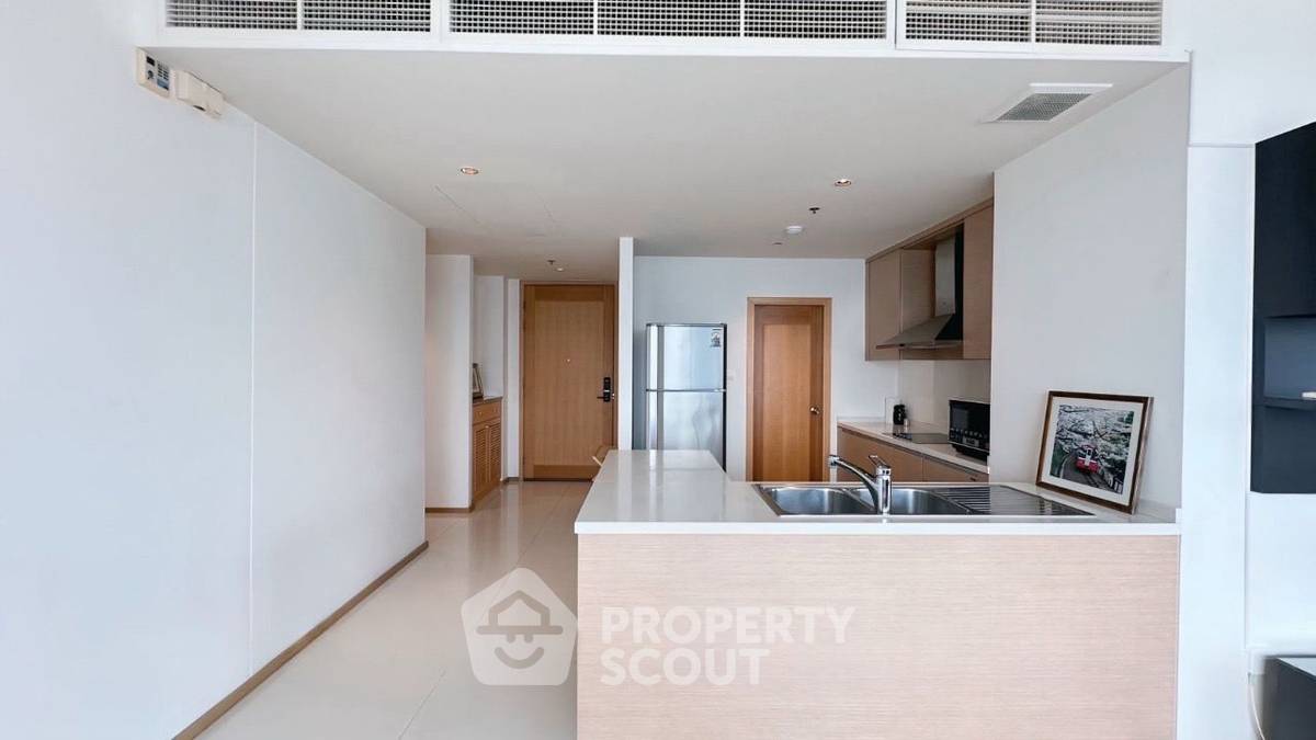 picture 3-BR Condo at The Empire Place near BTS Saint Louis (ID 1781128) - 5/15