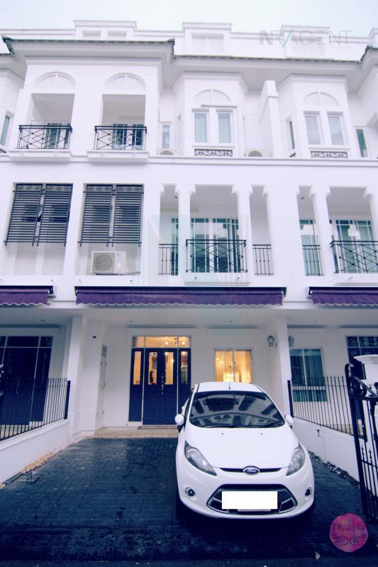 4-bed townhouse for rent, 180 sqm, 25 sq wah, Leon Sukhumvit 62