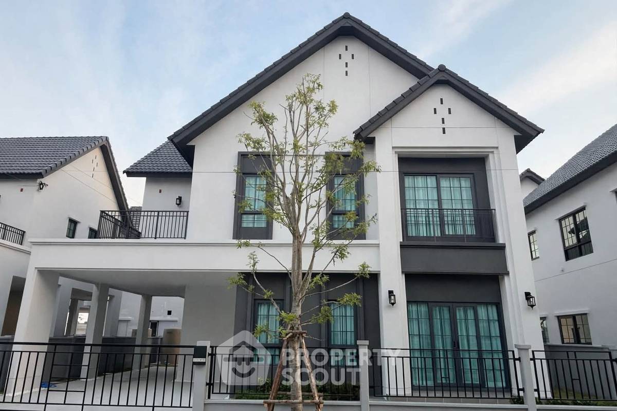 picture 4-BR House at Centro Bangna in Bang Kaeo (ID 3360824) - 1/16