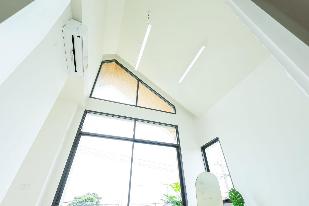 picture Spacious Nordic-Style 2-Story House for Sale | Soi Sam Phran 12, Nakhon Pathom - 13/24