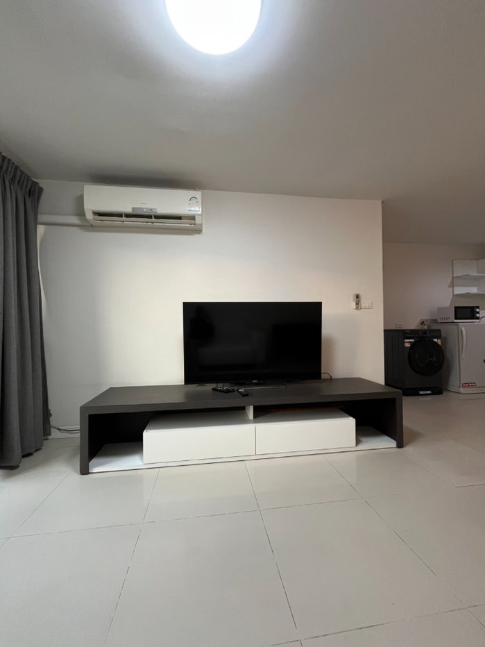 picture 2 bedrooms type near MRT yellow line / Line : @966veldg - 9/26