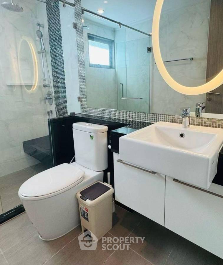 รูป คอนโด 2 ห้องนอน Supalai Oriental Sukhumvit 39 ใกล้ MRT เพชรบุรี (ID 2308218) - รูปที่ 3/5