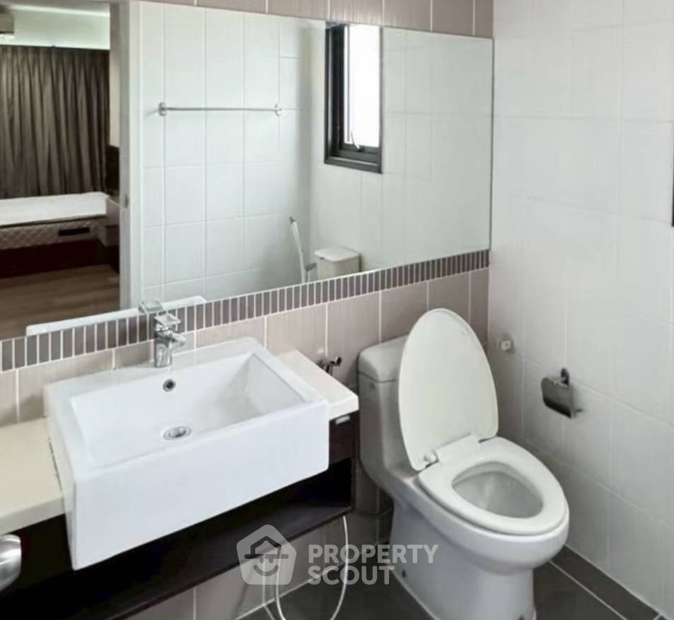 picture 2-BR Condo at The Stage Taopoon - Interchange near MRT Tao Poon (ID 3063242) - 3/3