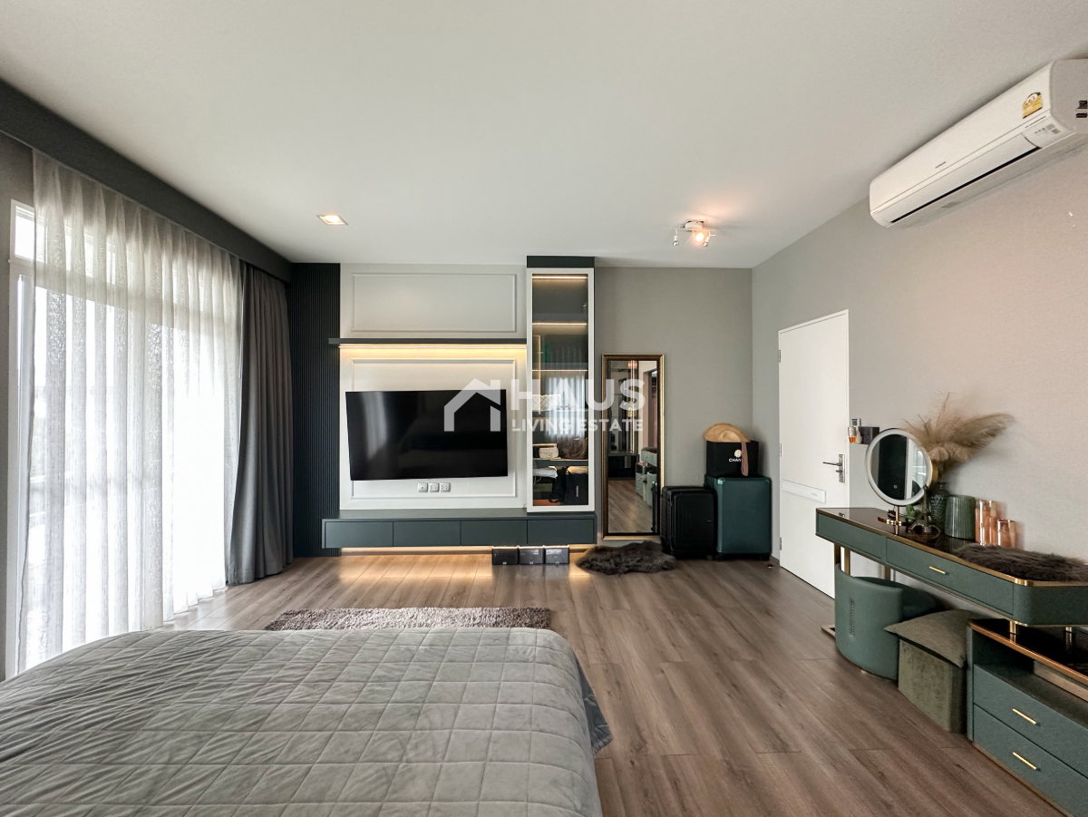 picture Mantana Westgate / 4 Bedrooms #HBGY005 - 12/19