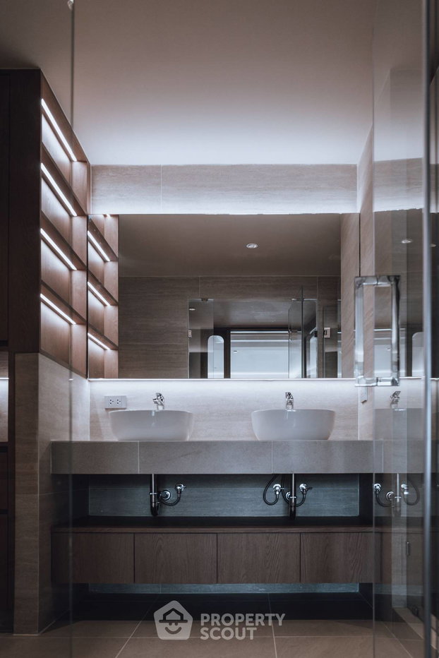 picture 2-BR Condo at Supreme Elegance Condominium in Thung Maha Mek (ID 1540015) - 10/43