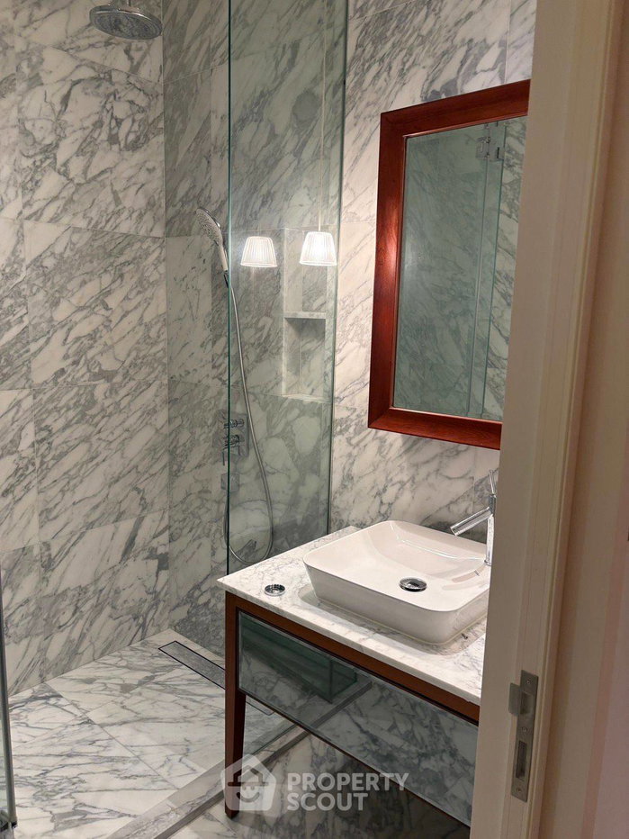 picture 23rd-Floor 3-BR Condo At Khun By Yoo Near BTS Thong Lor (ID 3361194) - 19/20