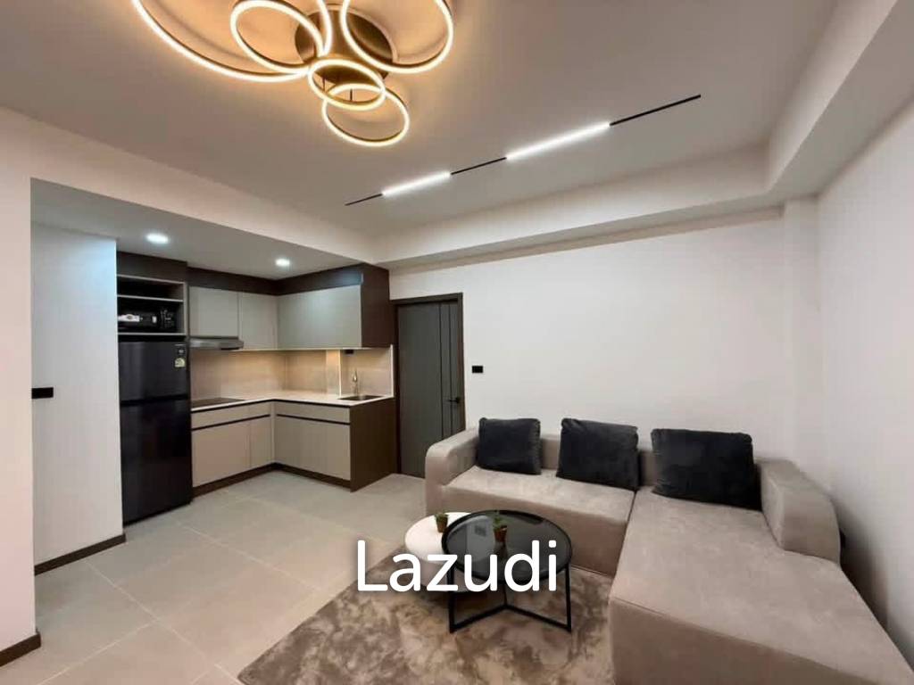 รูป คอนโดห้องมุม 2 ห้องนอนที่ผ่านการตกแต่งใหม่ ณ มาเจสติก - รูปที่ 3/20