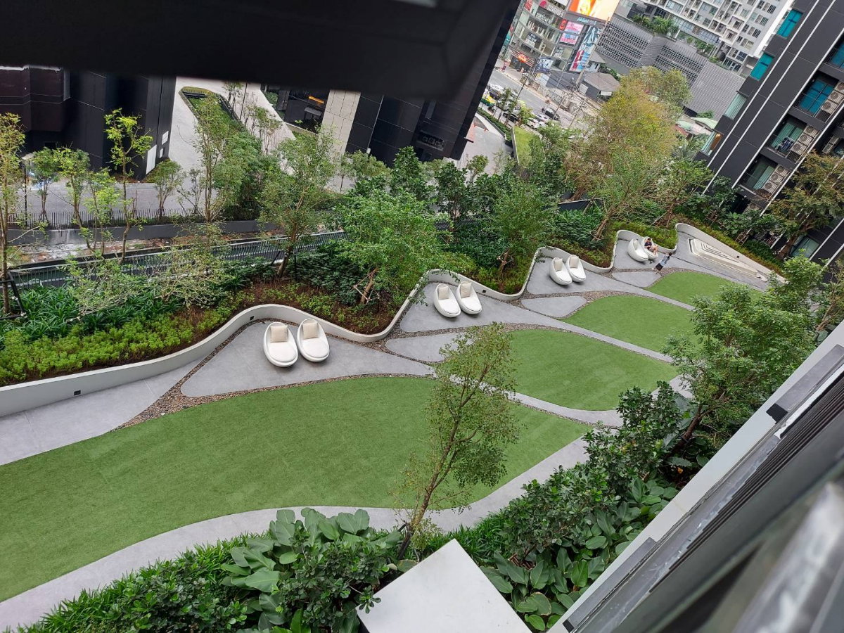 picture Condo for Rent: LIFE Asoke - Rama 9 - 16/19