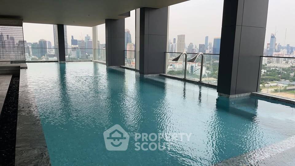 picture 2-BR Condo at The Issara Sathorn in Thung Maha Mek (ID 3247447) - 8/10