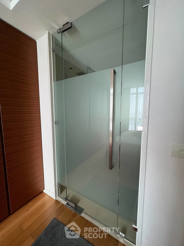 picture 22nd-Floor 1-BR At The River Condominium Near BTS Saphan Taksin (ID 1210404) - 7/18