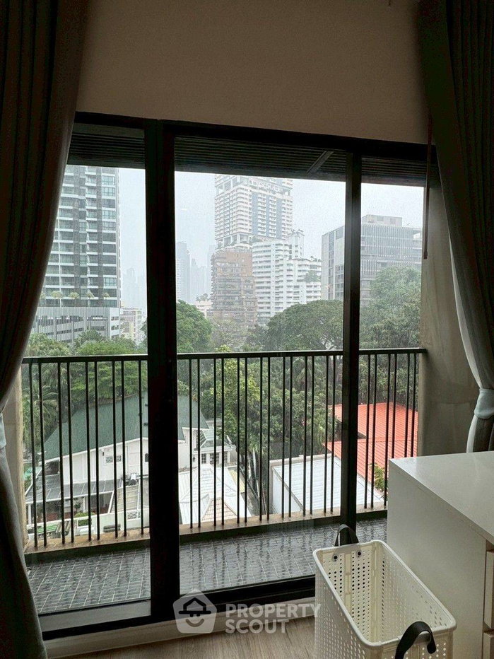 picture Well-Priced 2-BR Condo, Noble Refine Phrom Phong, 200m to BTS (ID 2103116) - 14/23