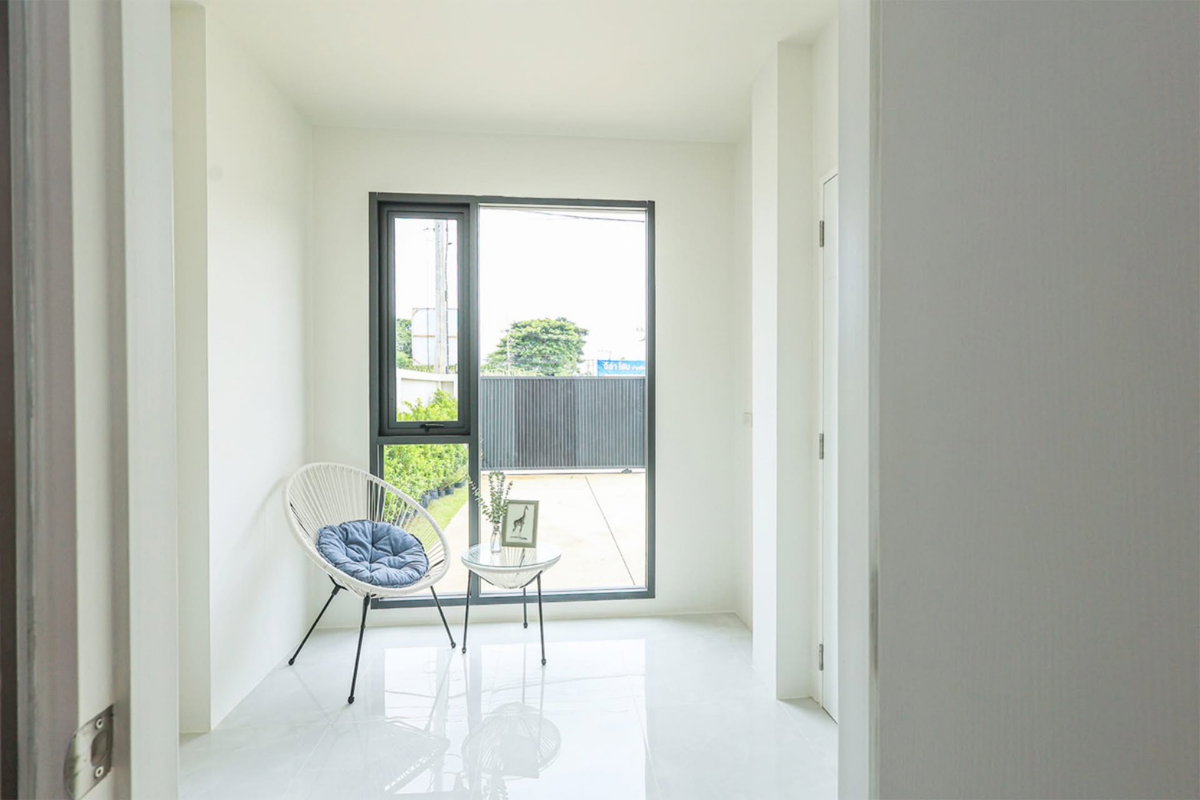 picture Spacious Nordic-Style 2-Story House for Sale | Soi Sam Phran 12, Nakhon Pathom - 12/24