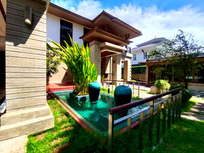 Houses for sale Max Valu Pattanakarn : Luxury House for Sale | Narasiri Pattanakarn-Srinakarin