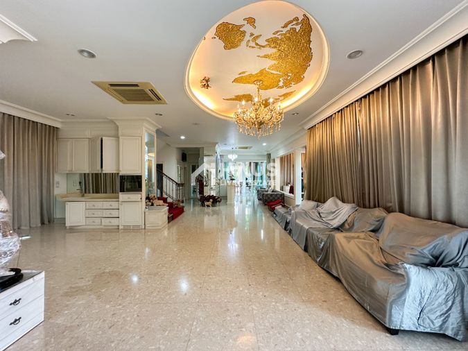 5-bed house for rent, 490 sqm, 179.8 sq wah, Grand Bangkok Boulevard Sathorn