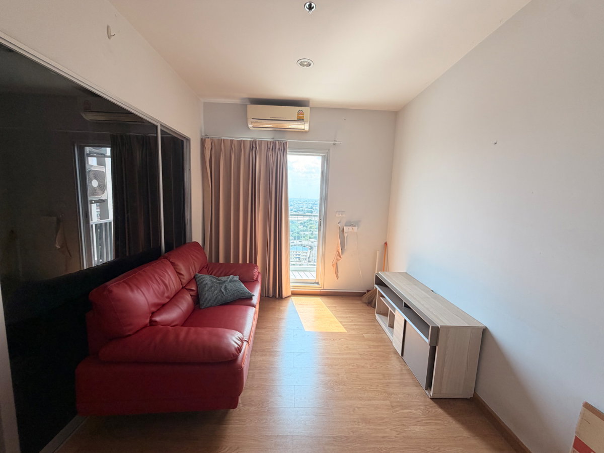 picture The Parkland Phetkasem for Rent - 4/11