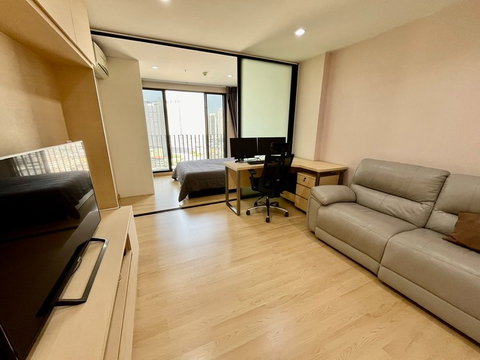 💥รหัส TTTP023719S💥 📢📢For Sale The Tree Interchange (1 Bed 35.95 ตร.ม/2.95 ล้าน) ชั้น 19 ติดเกตเวย์/ใกล้ MRT สนใจ Line ID: @atfirm