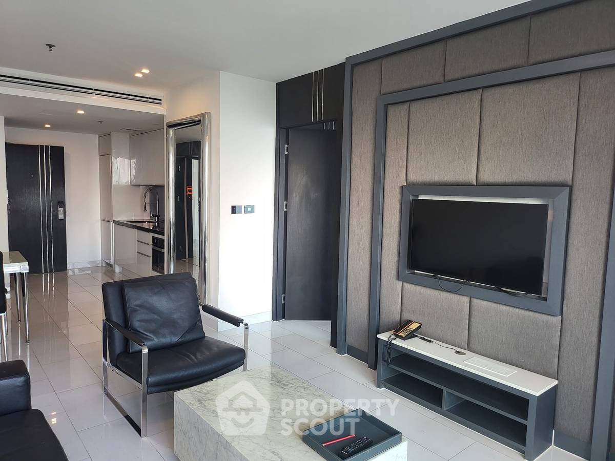 picture 2-BR Serviced Apt. near Phratamnak (ID 1143367) - 3/13