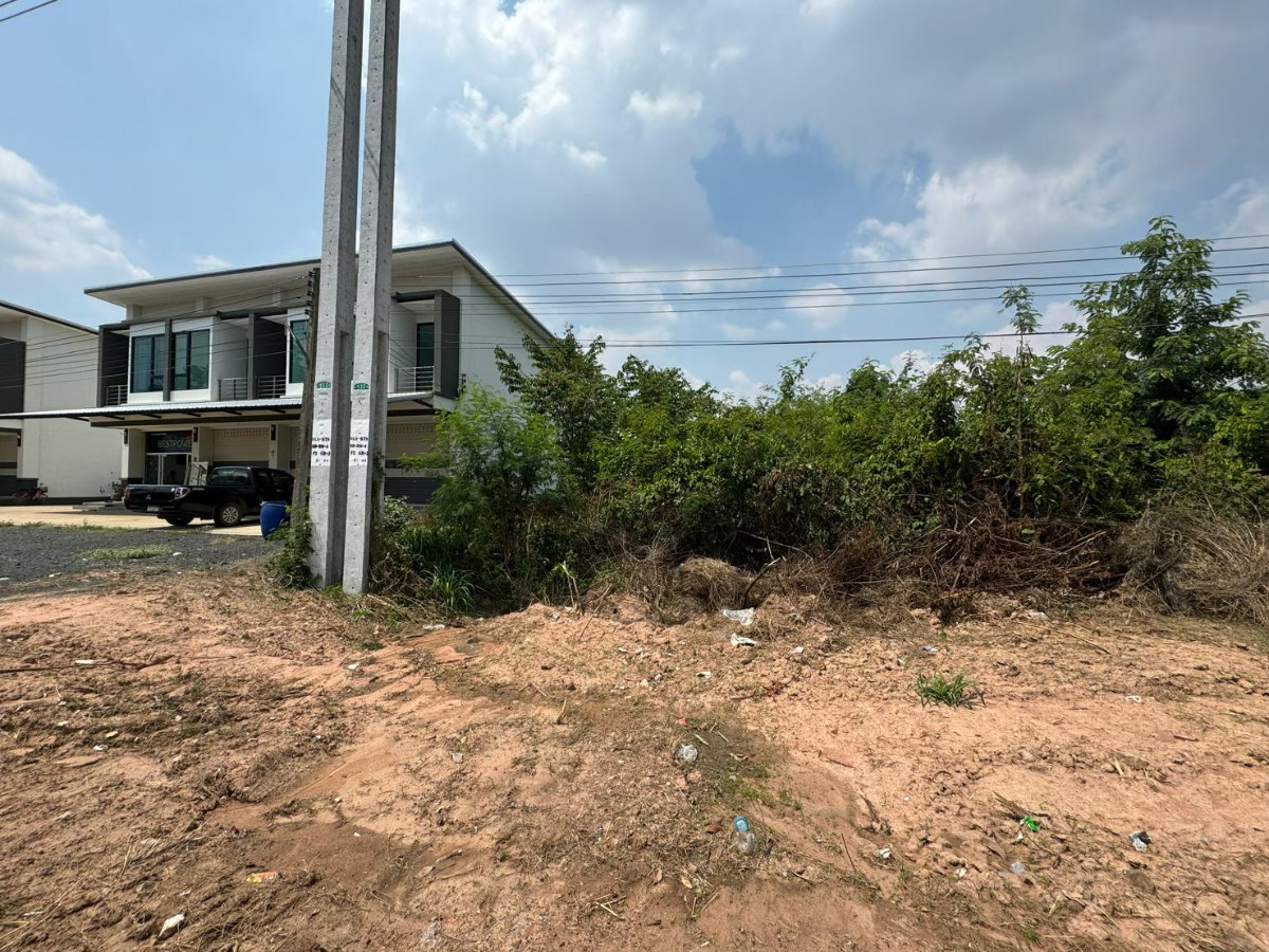 รูป **ให้เช่าที่ดิน 2 งาน 56 ตรว. ติดถนนทางหลวง ต.สีวิเชียร อ.น้ำยืน จ.อุบลราชธานี 5,000/ด. (เช่าบางส่วนได้)** - รูปที่ 4/7