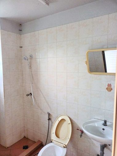 2-bed townhouse for rent, 165 sqm, 18 sq wah, Bang Khun Thian