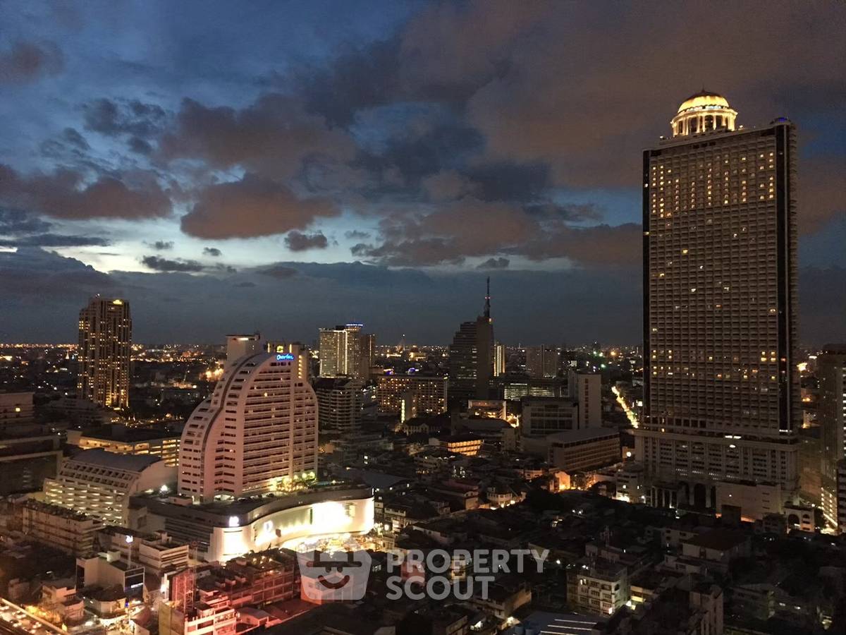 รูป คอนโดชั้นยี่สิบเจ็ดแบบหนึ่งห้องนอน Rhythm Sathorn ใกล้ BTS สะพานตากสิน (ID 370896) - รูปที่ 7/9