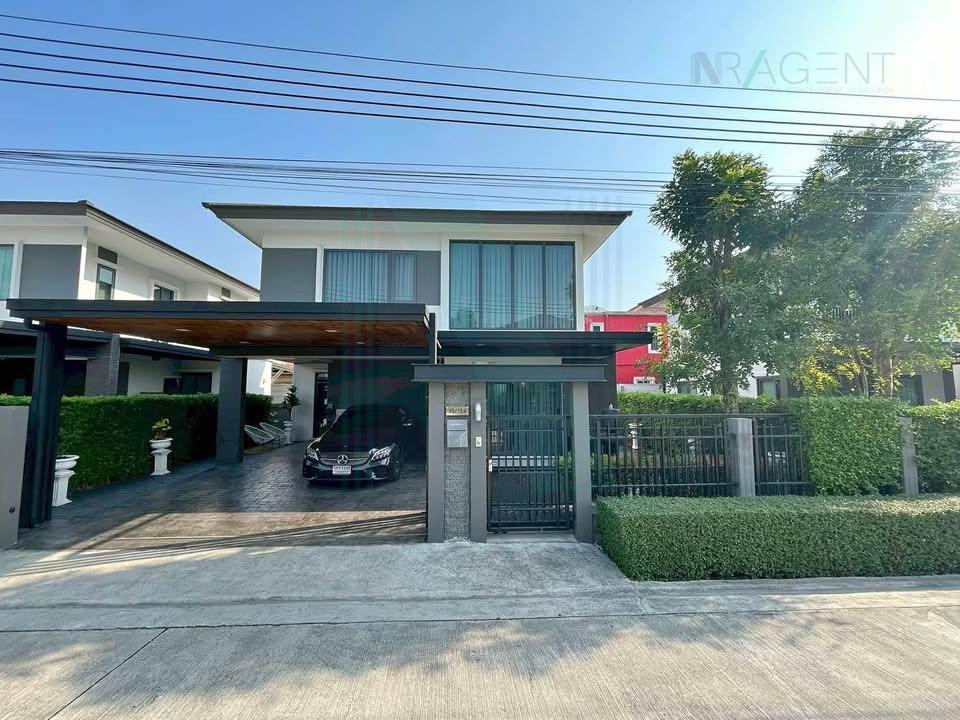 รูป 📌 ขายบ้านเดี่ยว โครงการ บริทาเนีย บางนา-กม.12 2 ชั้น 3 ห้องนอน 3 ห้องน้ำ - รูปที่ 1/8