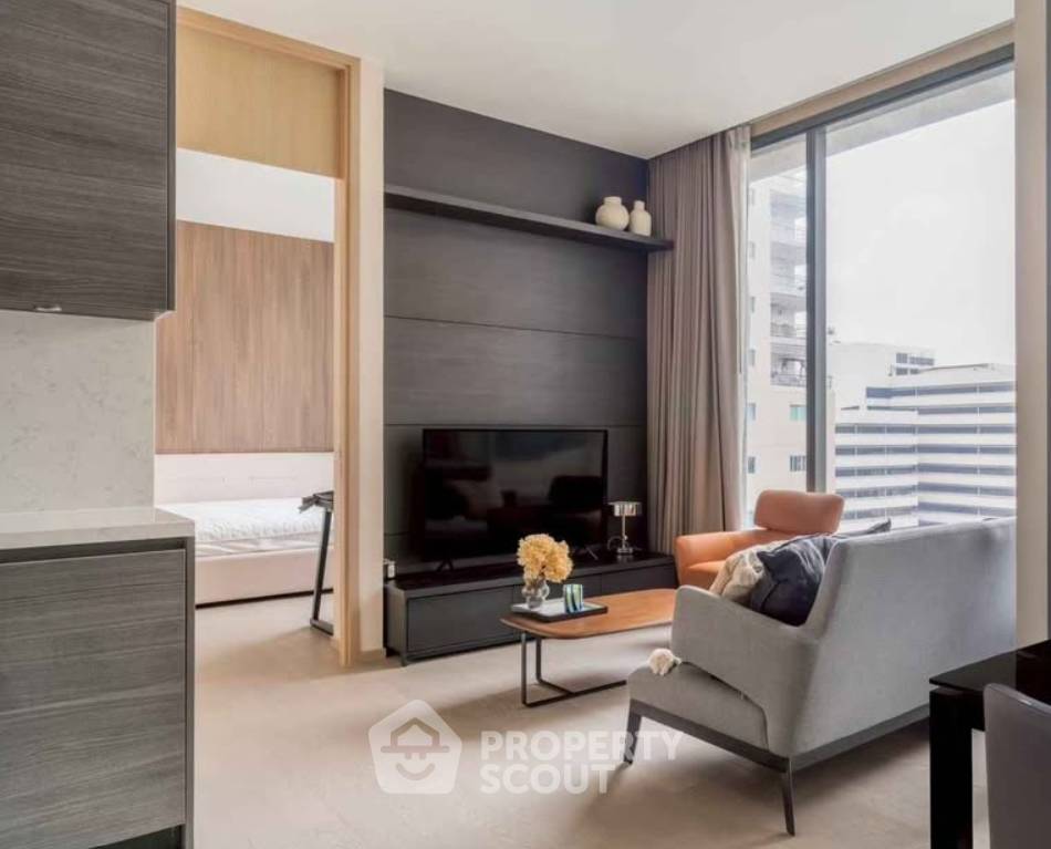 picture 2-BR Condo At The Esse Asoke Near MRT Sukhumvit (ID 3039226) - 3/6
