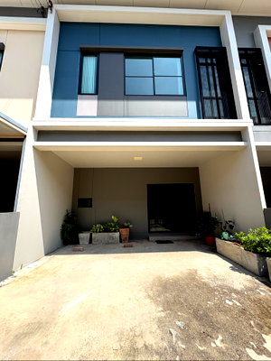 ทาวน์โฮม นนทบุรี : โครงการ สิริ เพลส บางใหญ่ 2 ชั้น 4 ห้องนอน 3 ห้องน้ำ 