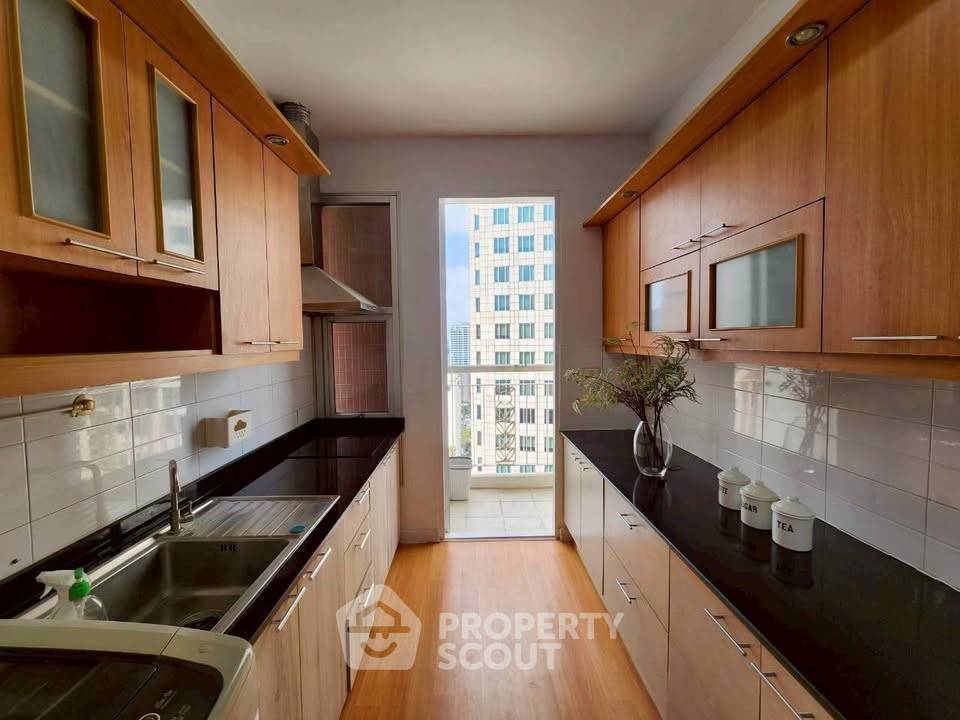 รูป คอนโด 3-ห้องนอน ที่ ซิตี้ สมาร์ท สุขุมวิท18 ใกล้ BTS อโศก (ID 3361181) - รูปที่ 5/10