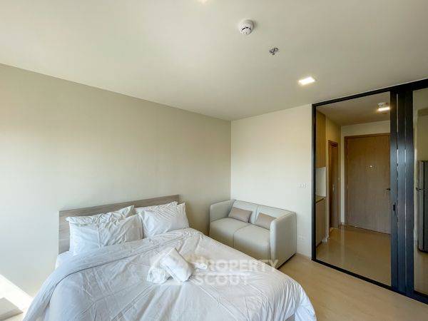 picture 1-BR Condo at FLO By Sansiri near MRT Wat Mangkon (ID 2537020) - 3/13
