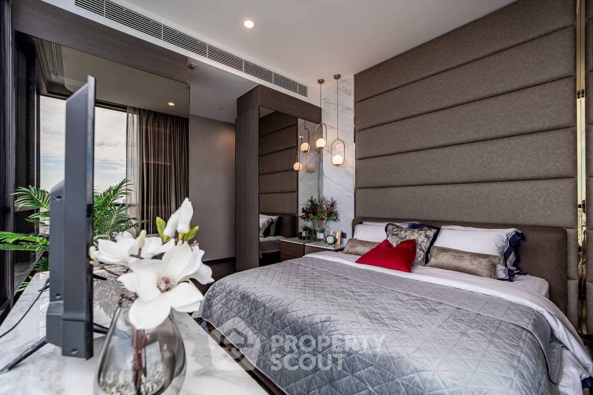picture 70m To BTS Thong Lor: 30th-Floor 2-BR At The Esse Sukhumvit 36 (ID 2743994) - 4/9