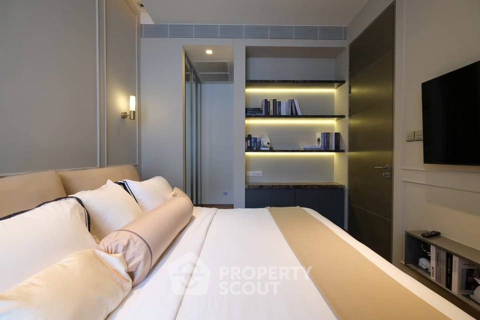 picture 1-BR Condo at Saladaeng One near MRT Si Lom (ID 3357956) - 9/11