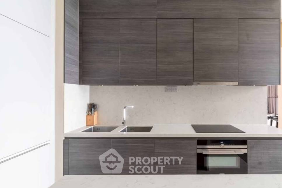picture 2-BR Condo At The Esse Asoke Near MRT Sukhumvit (ID 3039226) - 2/6