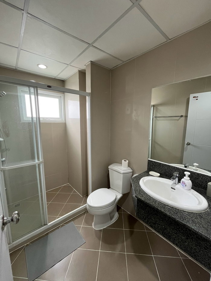picture 2 bedrooms type near MRT yellow line / Line : @966veldg - 16/17