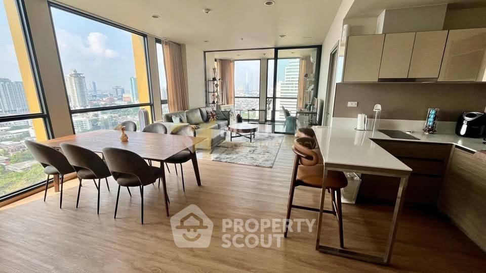 picture 2-BR Condo at The Issara Sathorn in Thung Maha Mek (ID 3247447) - 3/10