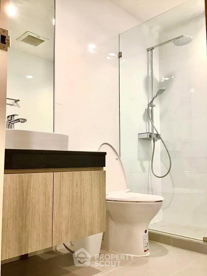 picture 2-BR Condo at Baan Ploenchit near BTS Nana (ID 1944475) - 6/12
