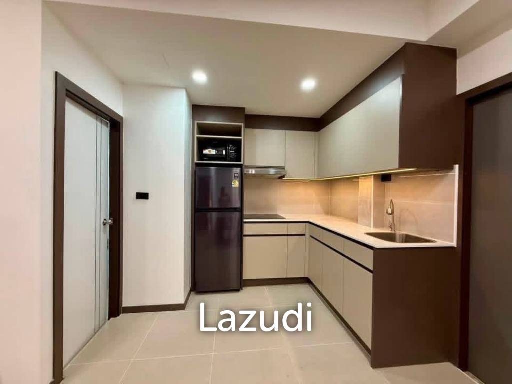 รูป คอนโดห้องมุม 2 ห้องนอนที่ผ่านการตกแต่งใหม่ ณ มาเจสติก - รูปที่ 5/20