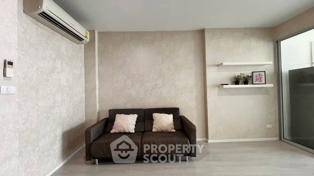 รูป คอนโด 1 ห้องนอน Rhythm Sathorn-Narathiwas ใกล้ BTS ช่องนนทรี (ID 2383432) - รูปที่ 1/10