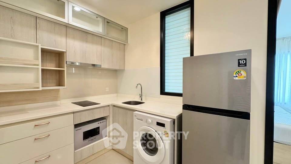 picture 1-BR Condo at Life Asoke near ARL Makkasan (ID 3361068) - 9/10