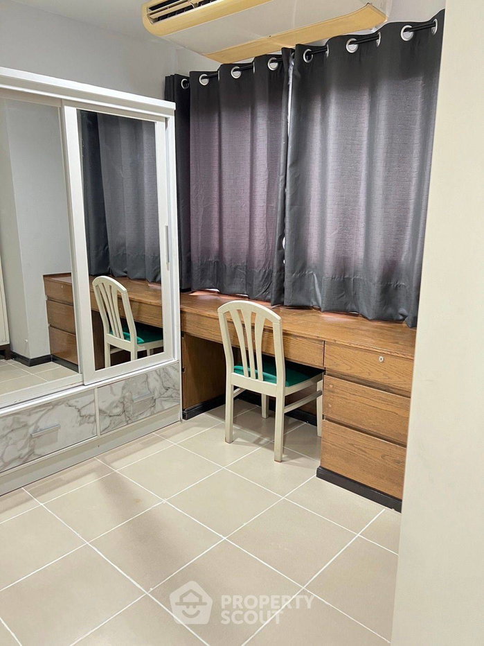picture 2-BR Condo at Wittayu Complex near BTS Phloen Chit (ID 1546833) - 9/15