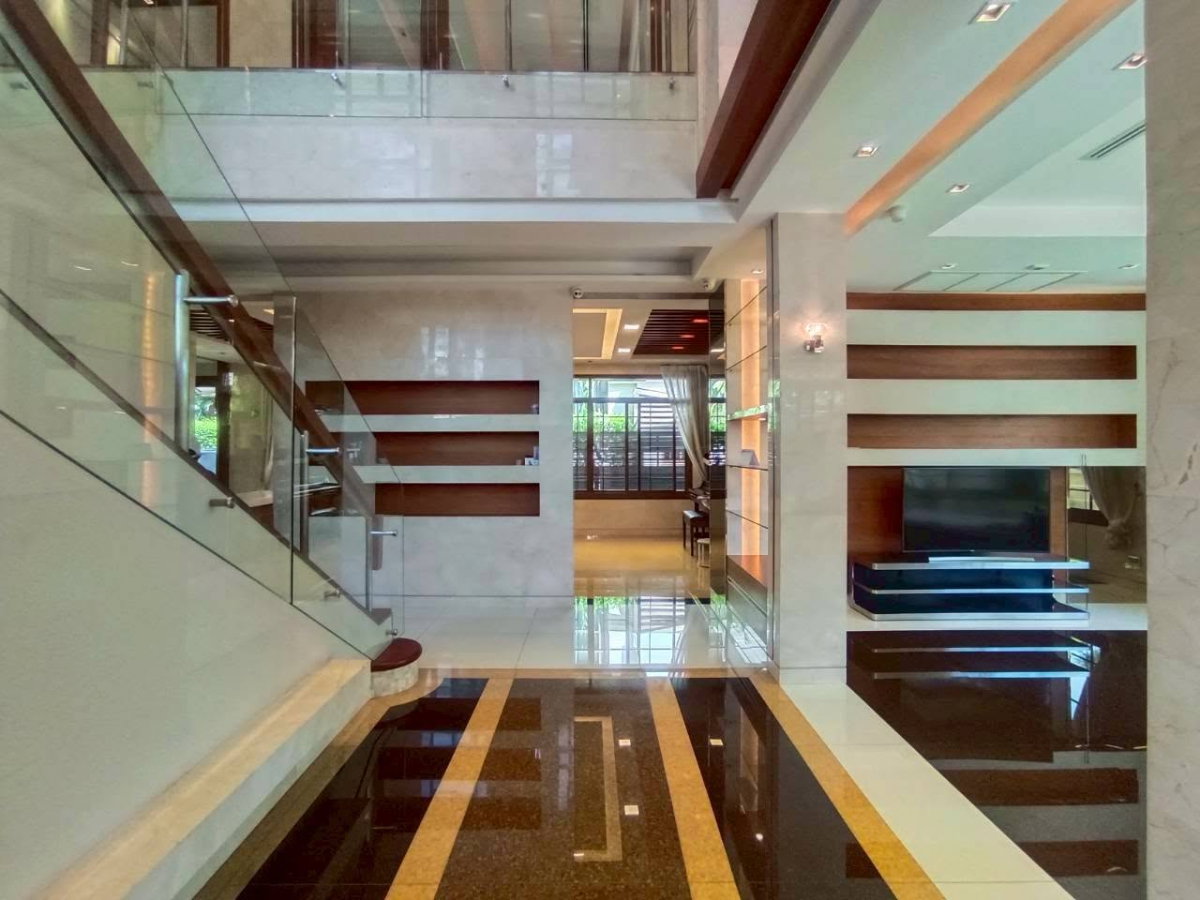 รูป ขายบ้านเดี่ยวหรู Narasiri Pattanakarn-Srinakarin 160.5 ตร.ว. 425 ตร.ม. - รูปที่ 38/47