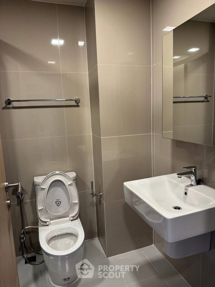 picture 1-BR Condo at FLO By Sansiri near MRT Wat Mangkon (ID 2397903) - 6/20