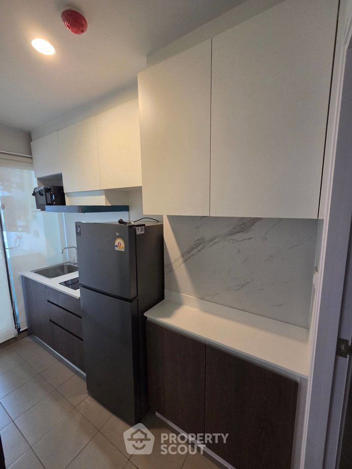 picture 1-BR Condo at Regent Home Wutthakat near BTS Wutthakat (ID 3361271) - 3/6