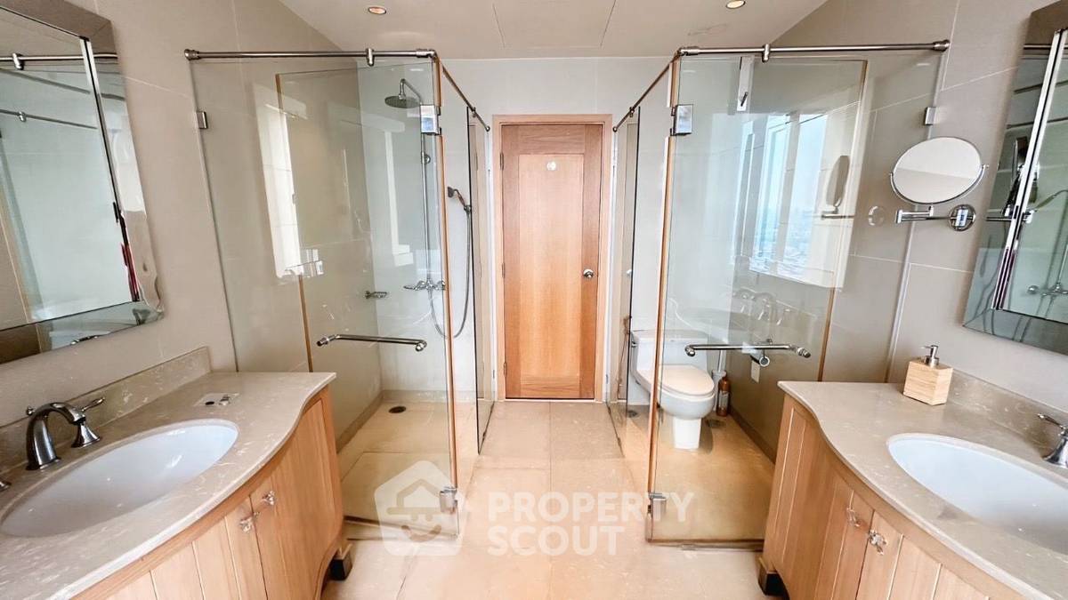 picture 3-BR Condo at The Empire Place near BTS Saint Louis (ID 1781128) - 13/15