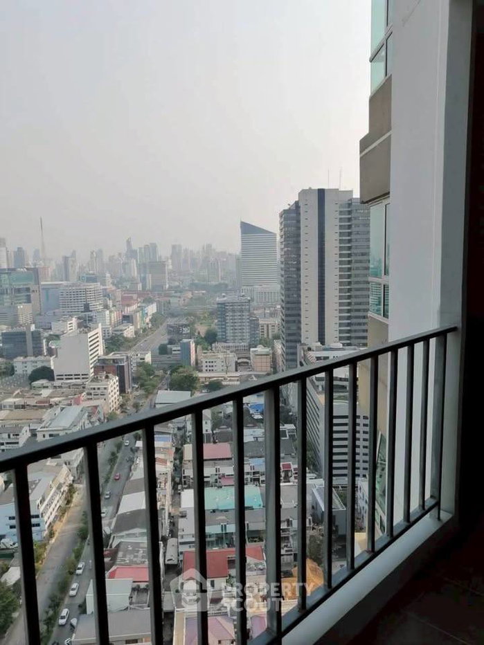 picture 27th-Floor 2-BR At Belle Grand Rama 9 Near MRT Phra Ram 9 (ID 2959261) - 4/10