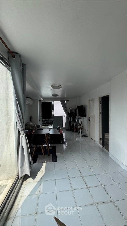รูป คอนโด 1-ห้องนอน ที่ พลัส 67 คอนโดมิเนียม ใกล้ BTS พระโขนง (ID 1864896) - รูปที่ 3/19