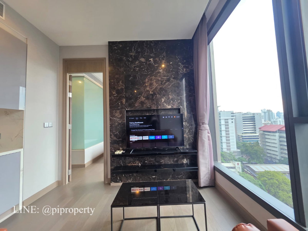 picture MRT 0 meter Luxury condo 1Bed unit for rent in The Esse at Singha Complex. Fully furnished and ready to move in. - 6/31