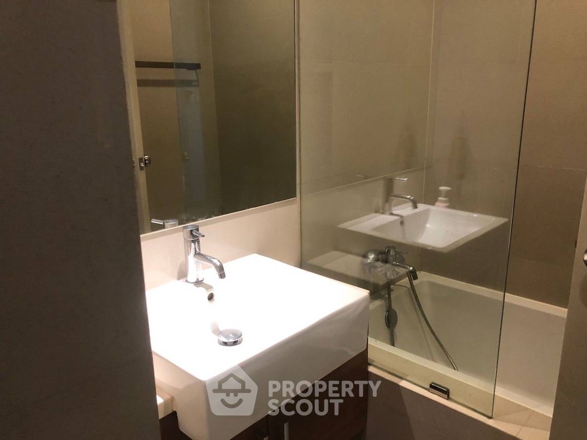รูป คอนโด 1-ห้องนอน ที่ โนเบิล รีวิล เอกมัย ใกล้ BTS เอกมัย (ID 682564) - รูปที่ 8/10
