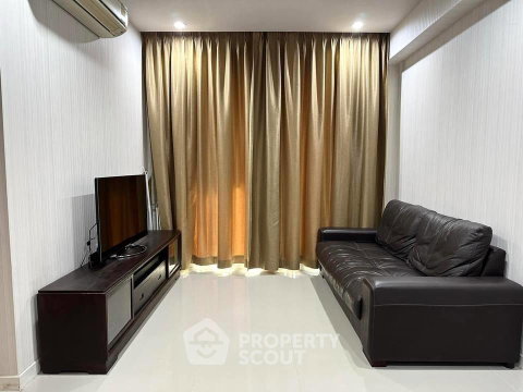 1-BR Condo At Circle Condominium Near MRT Phetchaburi (ID 1737200)