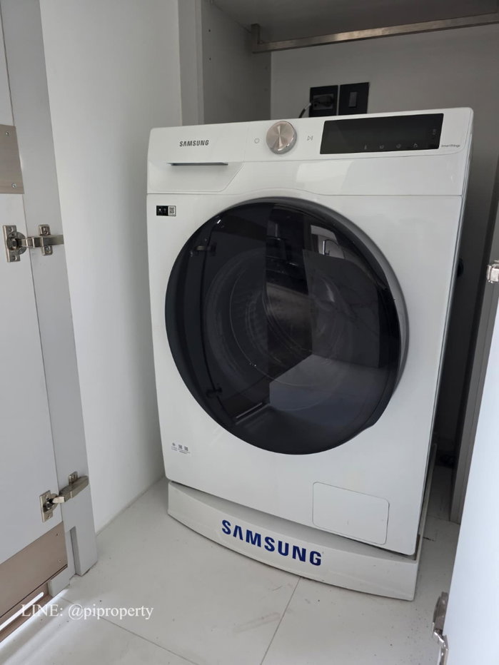picture MRT 0 meter Luxury condo 1Bed unit for rent in The Esse at Singha Complex. Fully furnished and ready to move in. - 11/31