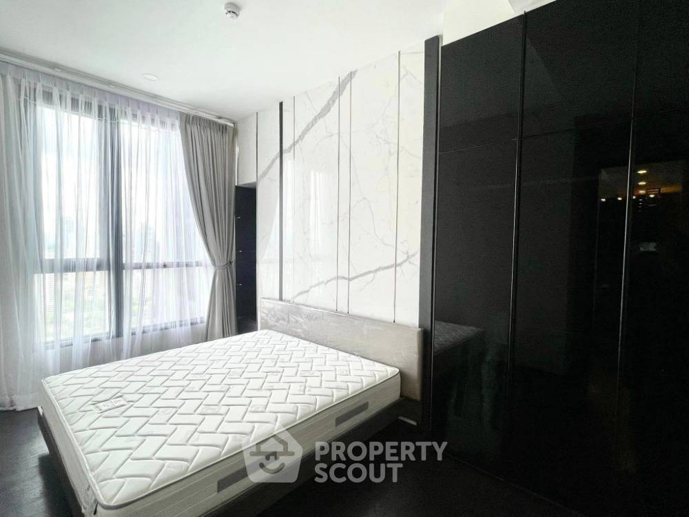 picture 34th-Floor 2-BR At Park Origin Thonglor Near BTS Thong Lor (ID 1237042) - 2/6